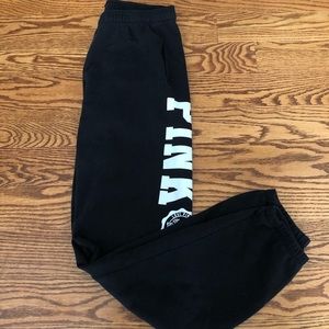 Sweatpants in black (from PINK)